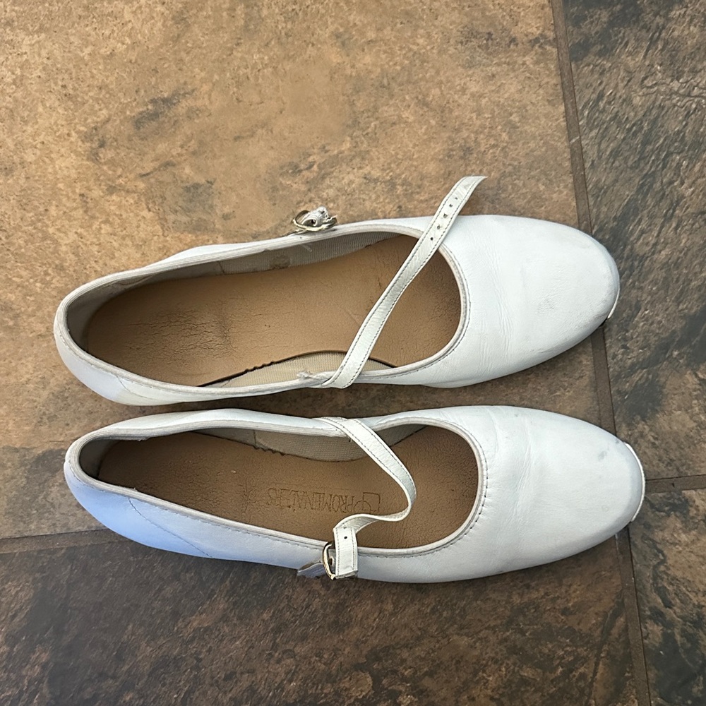 Vintage White Clogging Tap Shoes